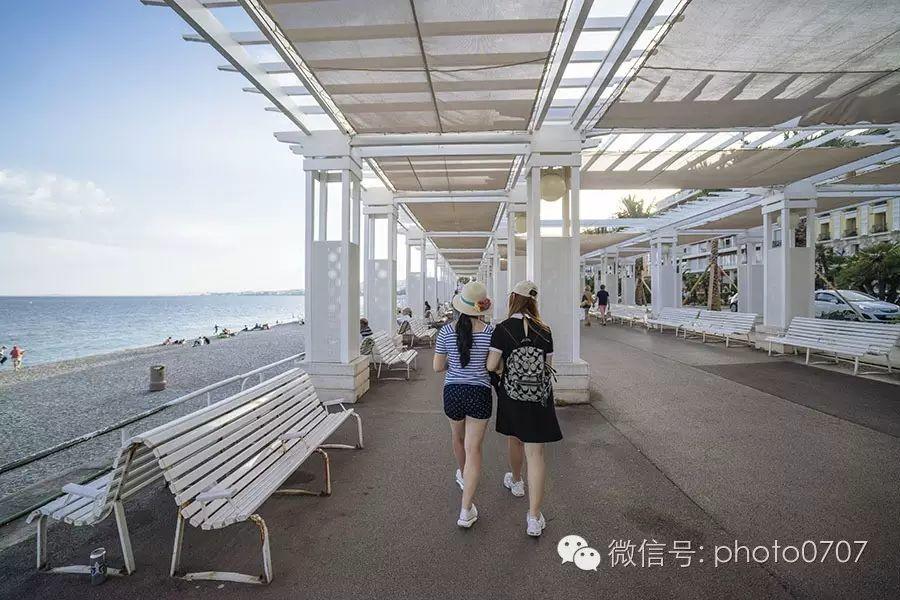 那城 那花 那湖 那海……