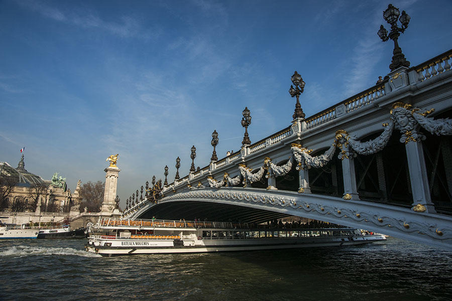 沿着塞纳河散步（一）