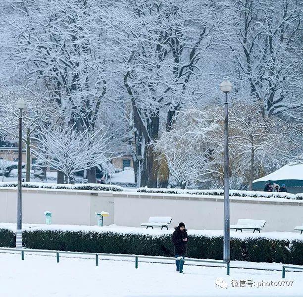 巴黎 冬雪