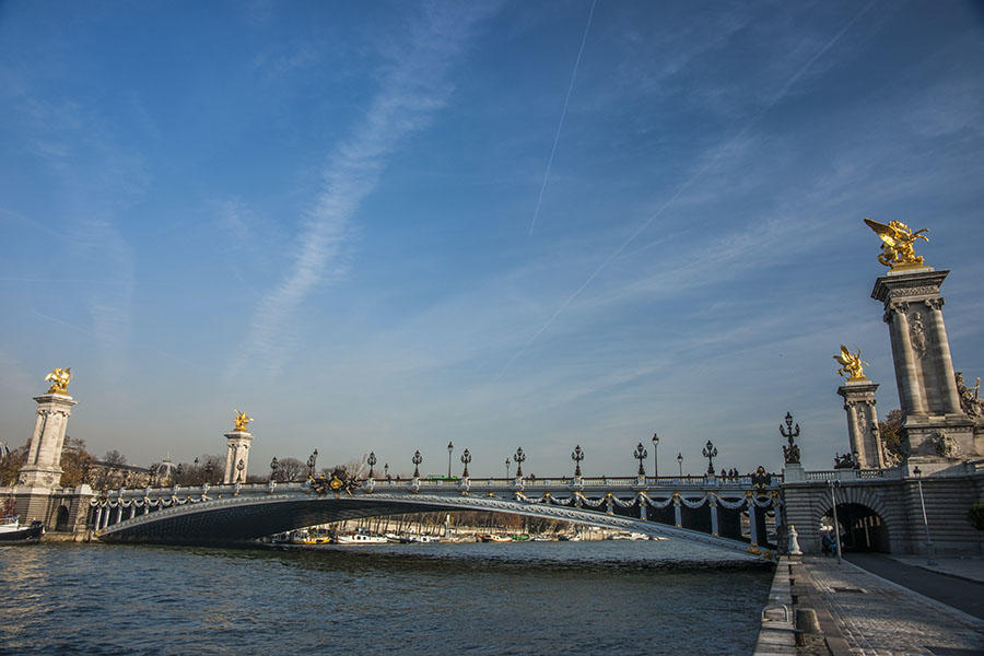 沿着塞纳河散步（一）